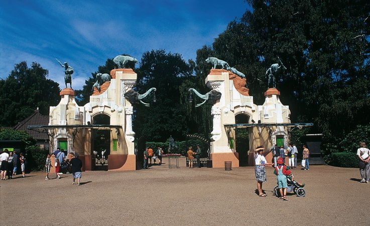 Eingang zu Hagenbecks Tierpark